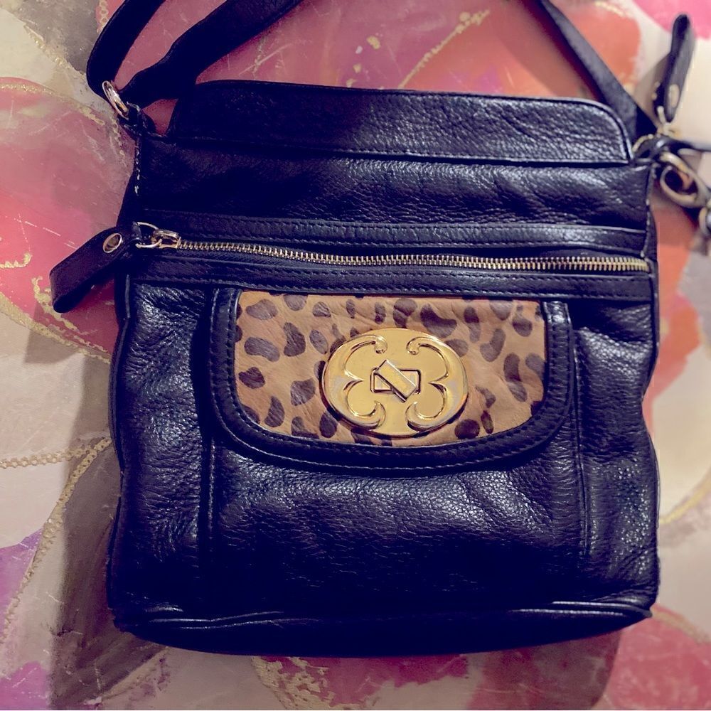 🎁Women’s EMMA FOX Leather Fashion Designer Handbag with Metal Decor 🛍️